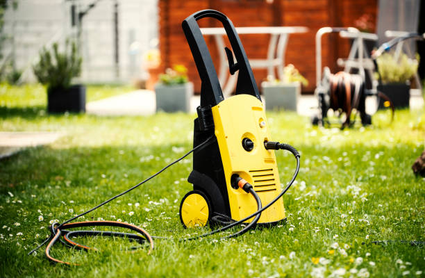 Best Playground Equipment Cleaning  in Olivehurst, CA